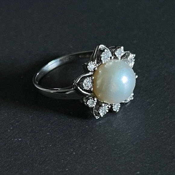 Jewelry - 🎉HP🎉 Sterling Silver, Imperial Pearl, and Diamond Halo Ring, Size 7